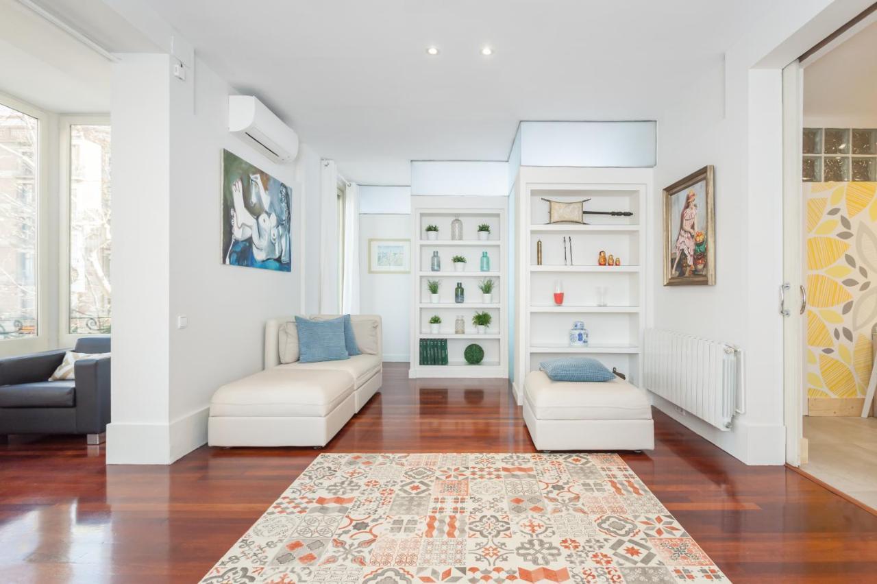 Art House Granvia Appartement Barcelona Buitenkant foto