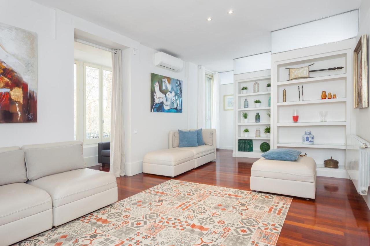 Art House Granvia Appartement Barcelona Buitenkant foto